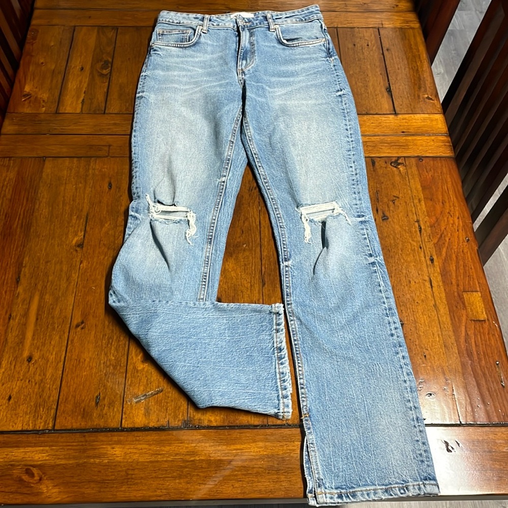 Zara straight leg full length split seam light wash ripped denim jeans